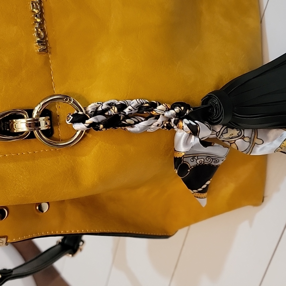 Tassel and Scarf Braided Key Purse Charm - Picture 5 of 5